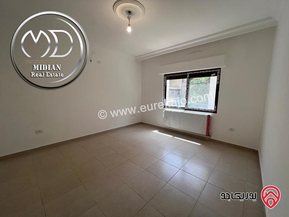 شقة ارضية جديدة فارغة للايجار في عمان - ضاحية الرشيد مساحة 150م مع ترس 50م تشطيبات سوبر ديلوكس بسعر مميز