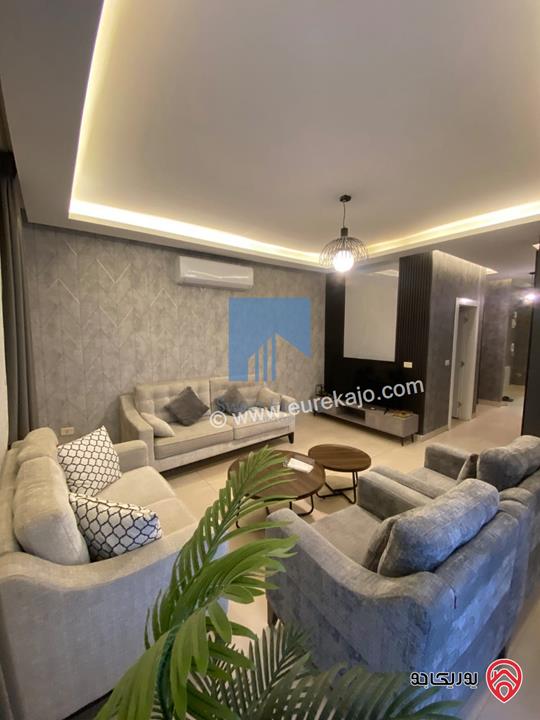 شقة مفروشة فاخرة طابق ثالث 95م للبيع في عمان - خلدا خلف بردايس وقرب المستقلة تشطيب سوبر ديلوكس