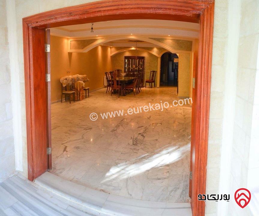 فيلا متلاصقة مساحة 930م على أرض 420م للبيع في عمان - ضاحية الرشيد 