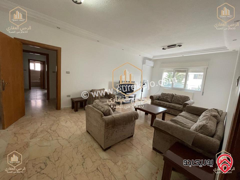 شقة أرضية مساحة 335م للإيجار الفارغ في عمان - ام السماق