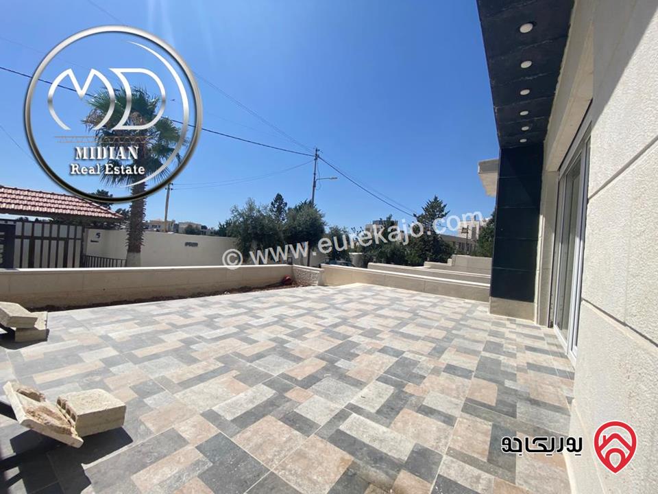 شقة أرضية للبيع في عمان - خلدا مساحة 185م مع ترس 40م تشطيبات سوبر ديلوكس جديدة لم تسكن بسعر مميز