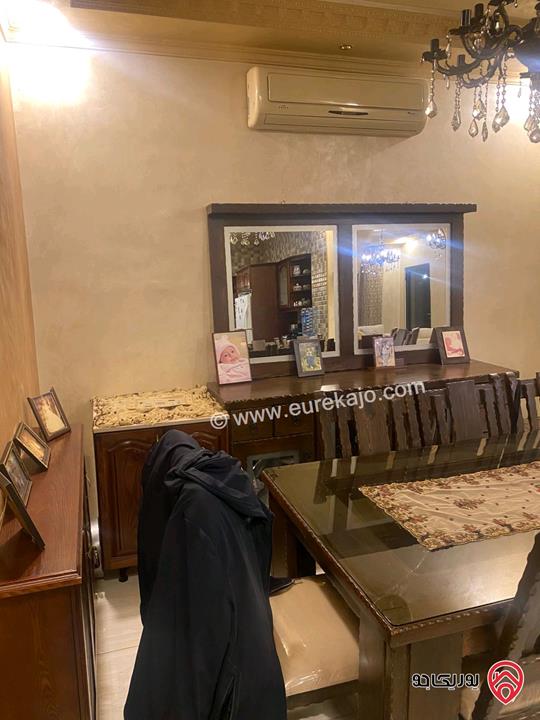 شقة طابق أول مساحة 172م للبيع في عمان - الرابية