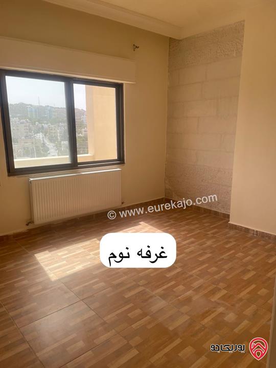 روف طابق ثالث مساحة 135م للبيع في أجمل مواقع الفحيص قرب دوار القيامة مواصفات مميزة و في حالة الجديد