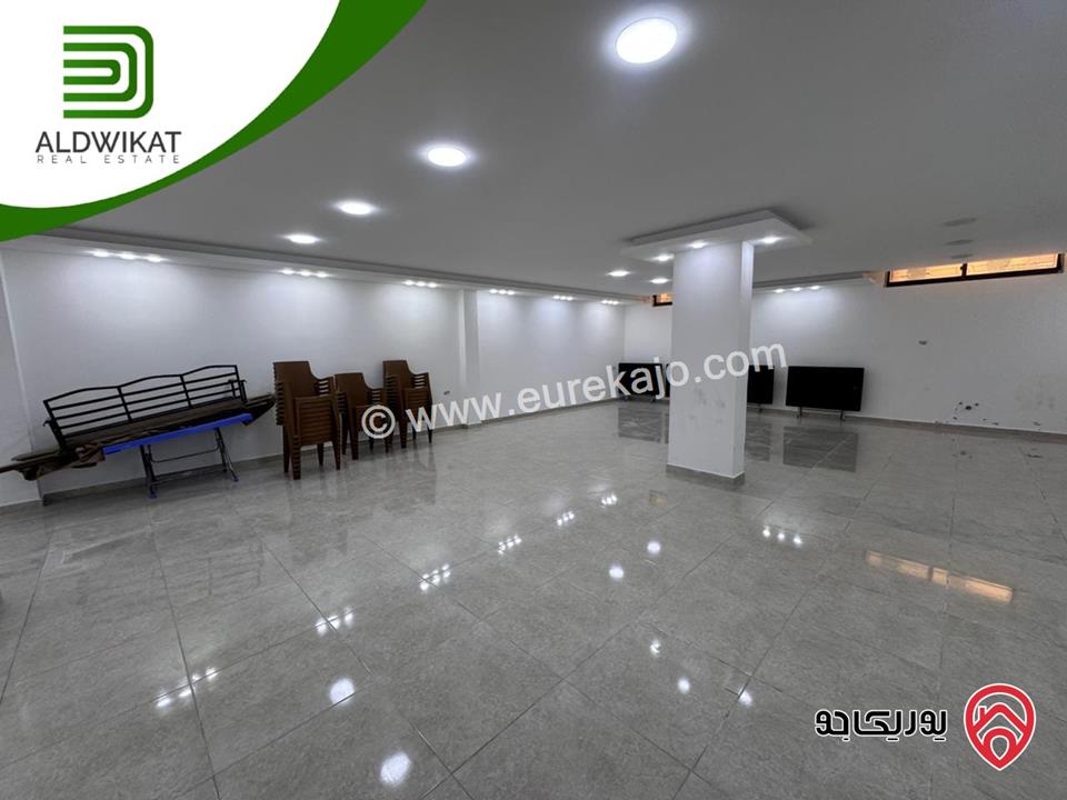فيلا مستقلة للبيع في مرج الحمام - ناعور مساحة الارض 2100 م مساحة البناء 900م