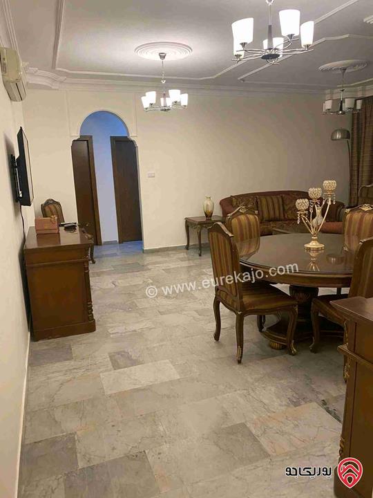 شقة ارضية خلفية مساحة 101م حديقة وتراسات 150م للبيع في عمان - الجاردنز