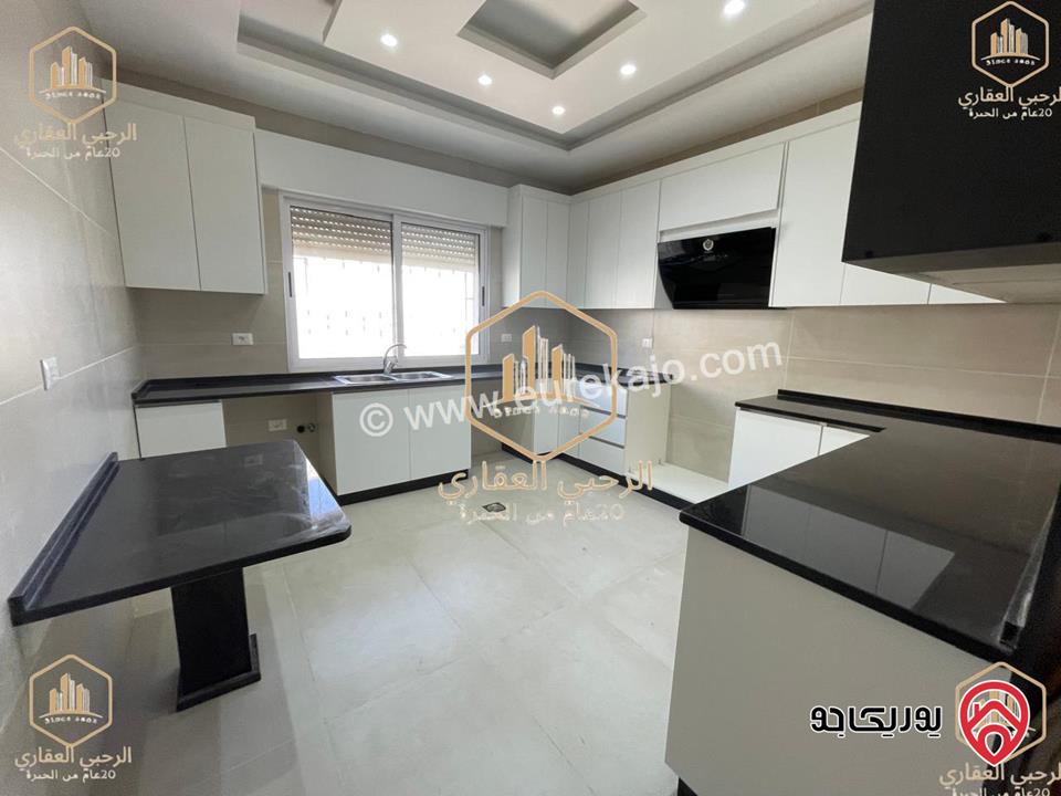 شقة طابق ثاني مساحة 190م للايجار في عمان - الرابية