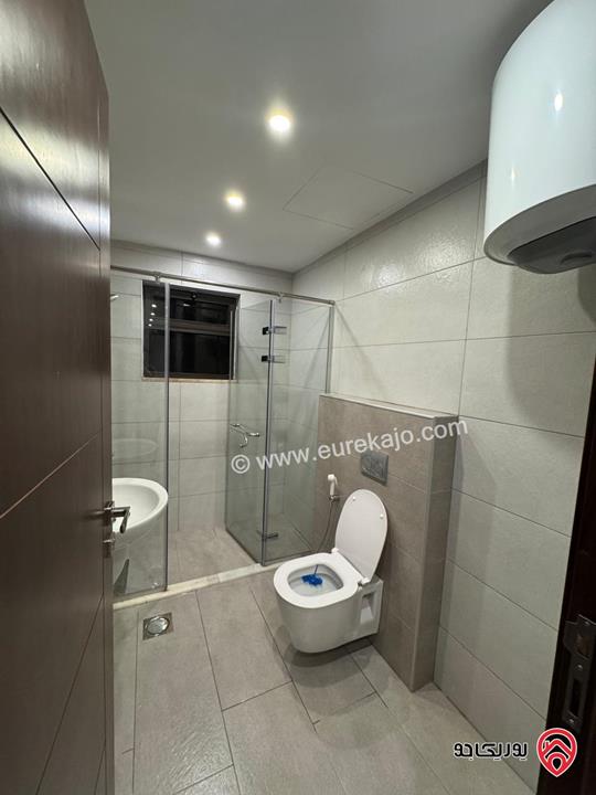 شقة طابق ثالث دوبلكس مساحة 140م للايجار مفروشة في عمان - عبدون شارع السفارة الاميركية