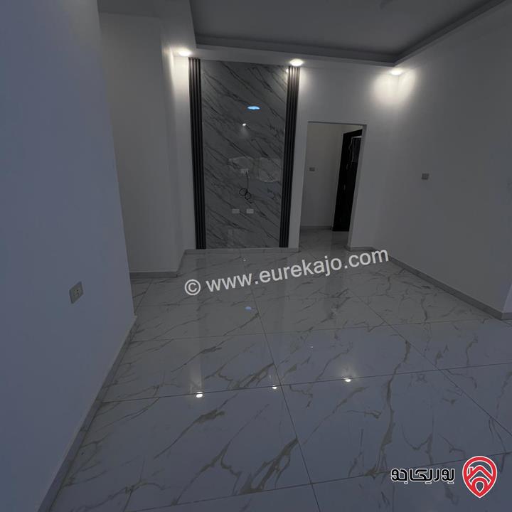 شقة أرضية مساحة 156م للبيع في عمان - طبربور