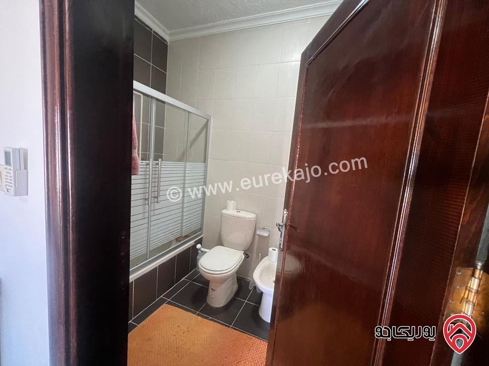 شقة مفروشة بالكامل وجاهزة للسكن الفوري مساحة 196م للبيع في الفحيص 