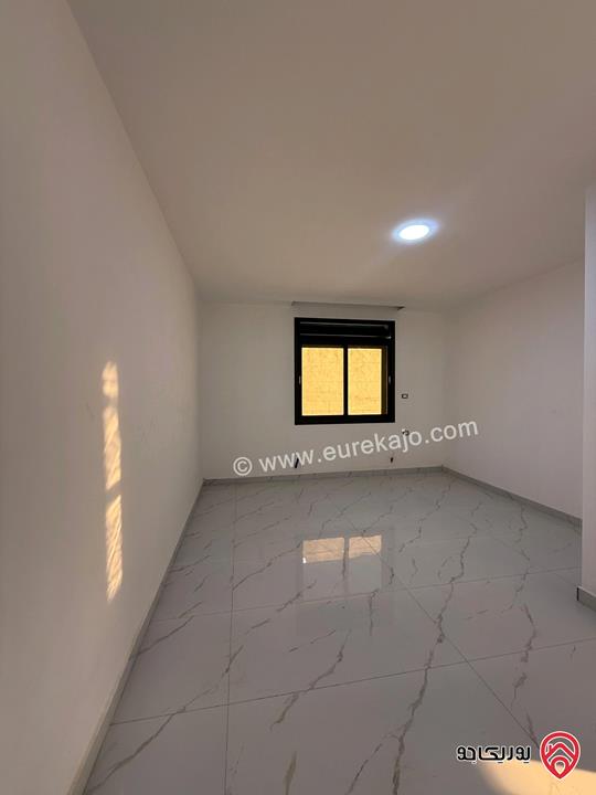 شقة أرضية ديلكوس مساحة 150م داخلي و 90م خارجي للبيع في عمان - الجبيهة الامام الغزالي