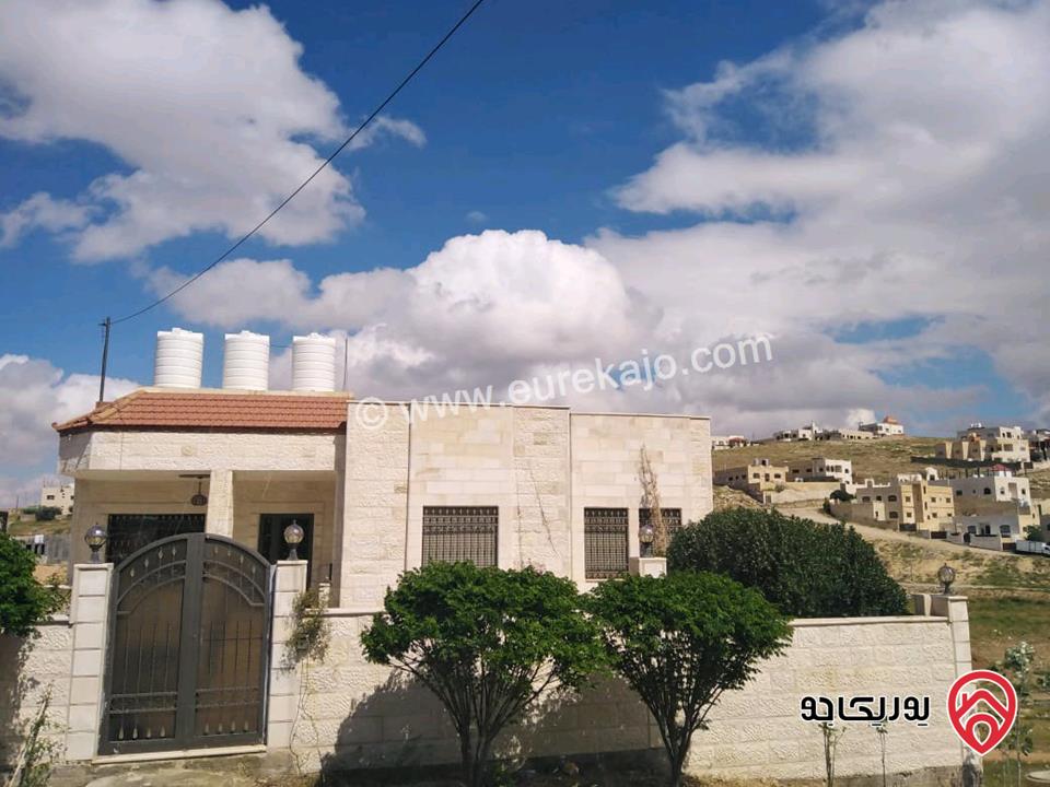 عماره مساحة 670م على أرض 755م للبيع في الزرقاء - ضاحية المدينة المنورة 
