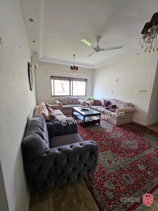 شقة طابق أول مساحة 190م للإيجار مفروشة في عمان - أم السماق 