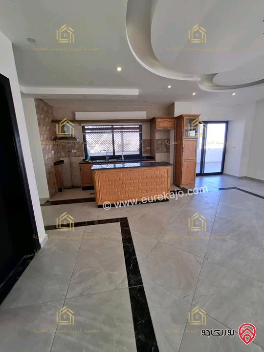 شقة فارغة طابق ثاني من فيلا مساحة 100م للايجار في عمان - دابوق 