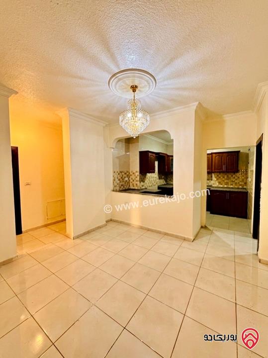 شقة مساحة 120م داخلي و 50م خارجي للبيع في عمان - ضاحية الاستقلال