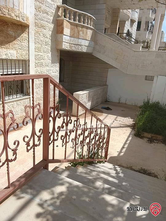 شقة تسوية مفرغة مساحة 165م داخلي و 60م خارجي للبيع في اربد