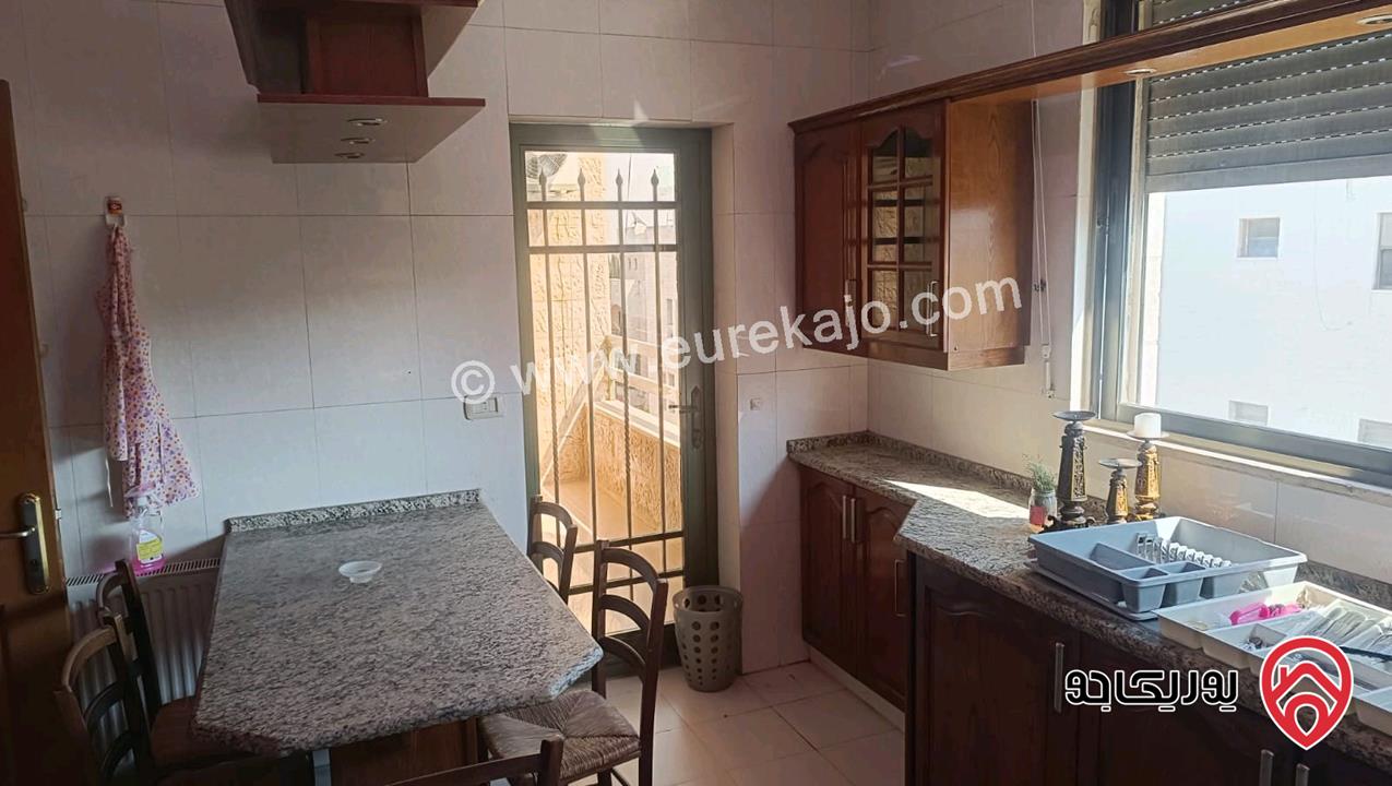 شقة مفروشة مساحة 204م طابق ثالث للإيجار في عمان - عبدون 