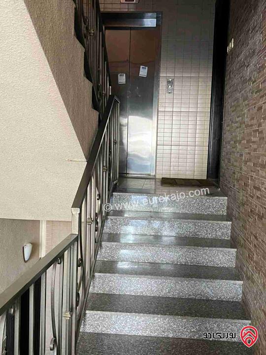 شقة طابق ثاني مساحة 160م للبيع في عمان - خلدا