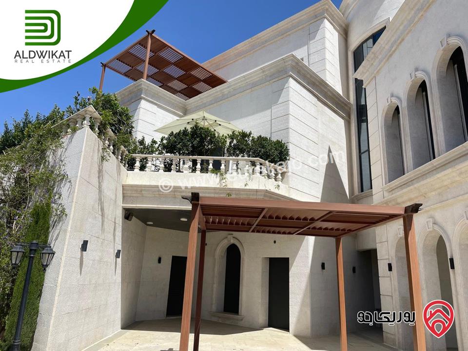 قصر مميز مفروش للبيع في عمان - دابوق مساحة الارض 2650م والبناء 2000م الترس 700م موقع قصور وفلل واطلالة خلابه