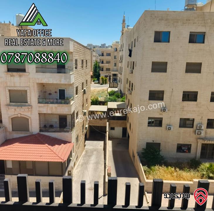 شقة فاخرة دوبلكس (أخير و روف ) مساحة 200م للبيع في عمان - الجبيهة – ام زويتية 
