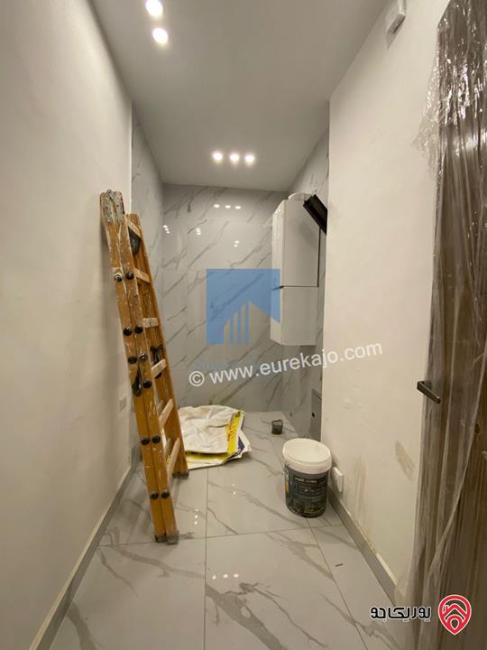 شقة فاخرة تسوية 184م مع ترس 50م تشطيب سوبر ديلوكس لم تسكن للبيع في عمان - تلاع العلي