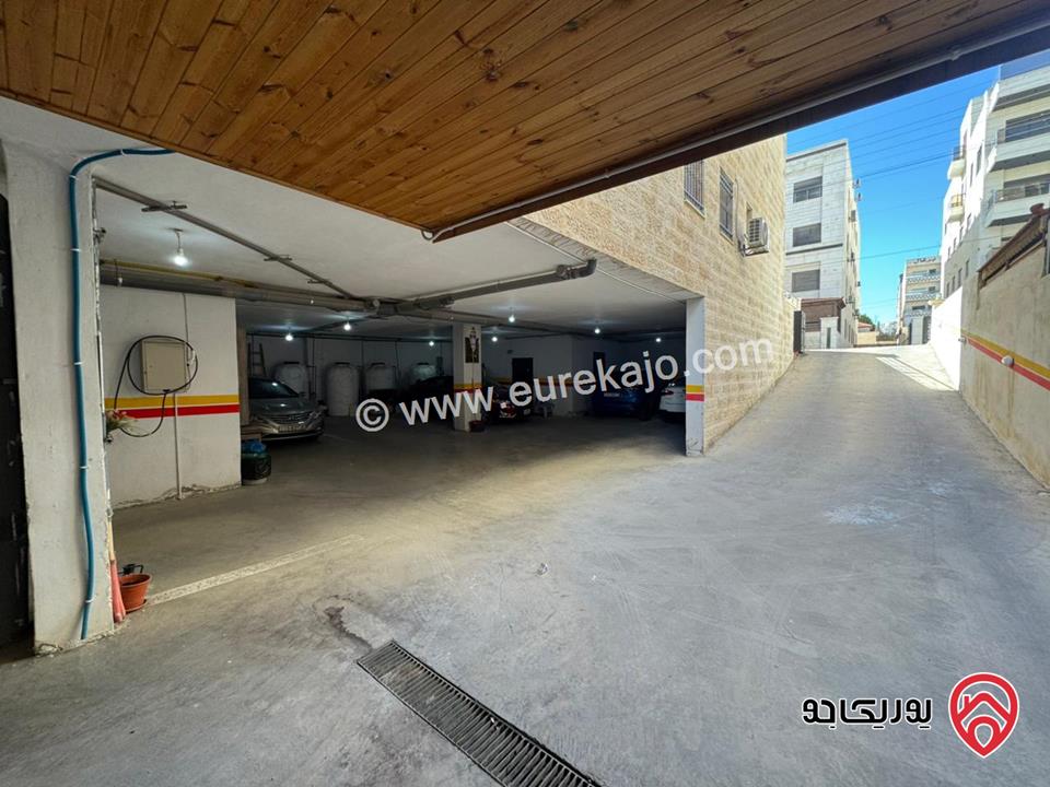 شقة فاخرة مساحة 180م طابق أول للبيع في عمان - الجبيهة 