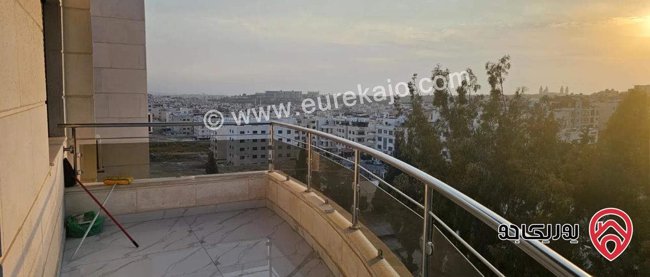 شقة طابق ثالث دوبلكس مساحة 280م للبيع في عمان - خلدا