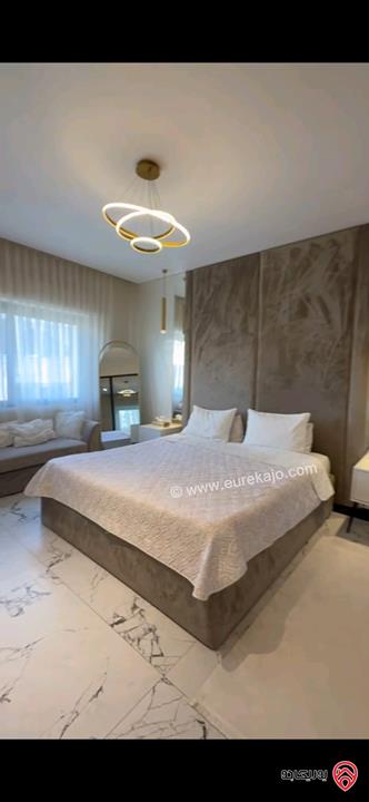 شقة طابق ثاني مساحة 205م للبيع في عمان - خلدا