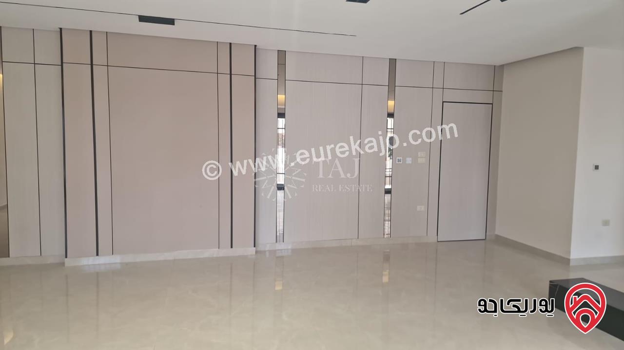 شقة فاخرة طابق اول مساحة 205م للبيع في عمان - ام اذينة