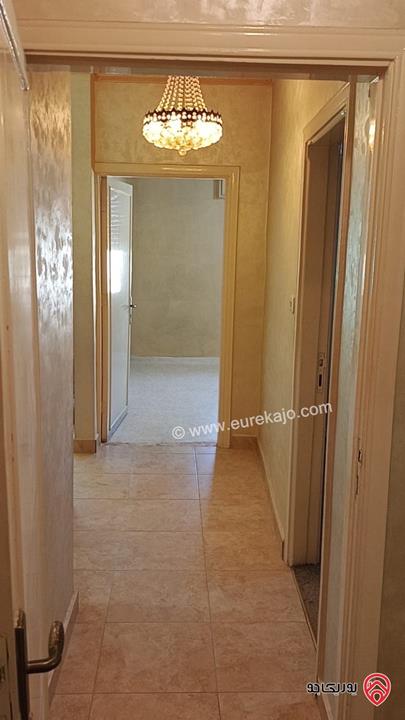 شقة مساحة 143م طابق رابع للبيع في عمان - ماركا الجنوبية عند نادي السباق