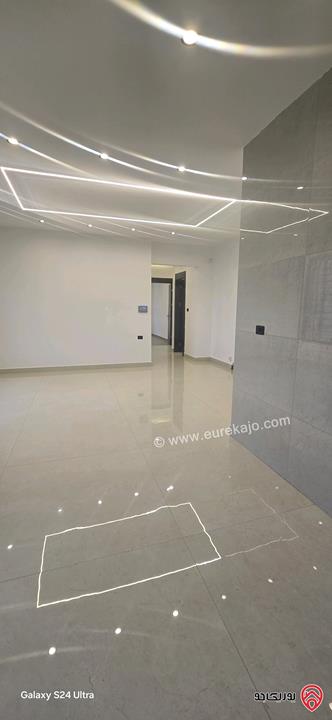 شقة أرضية مساحة 190م داخلي و 40م خارجي للبيع في عمان - مرج الحمام 