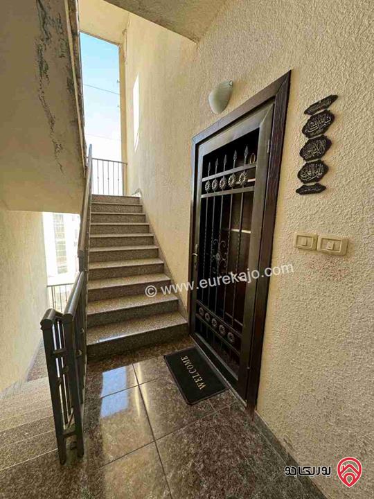 شقة مساحة 127م طابق ثالث للبيع في عمان - جبل الزهور بالقرب من مسجد خليل السالم 
