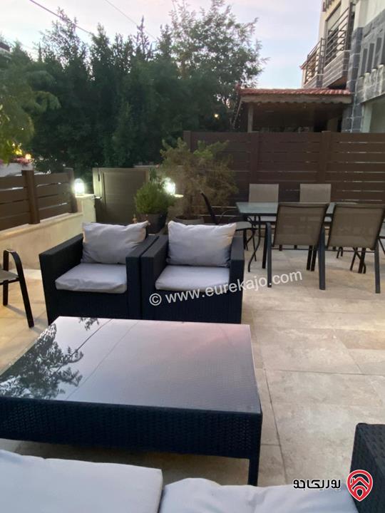 شقة ارضية فاخرة مفروشة مساحة 142م داخلي و 40م خارجي للايجار في عمان - الدوار الرابع جبل عمان