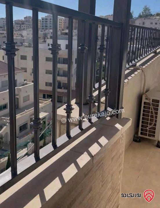 شقة فارغة للايجار طابق ثالث مع روف مساحة 230م في عمان - خلدا
