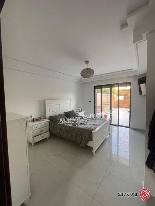 شقة شبه أرضية مساحة 245م داخلي و 250م خارجي للبيع في عمان - عبدون