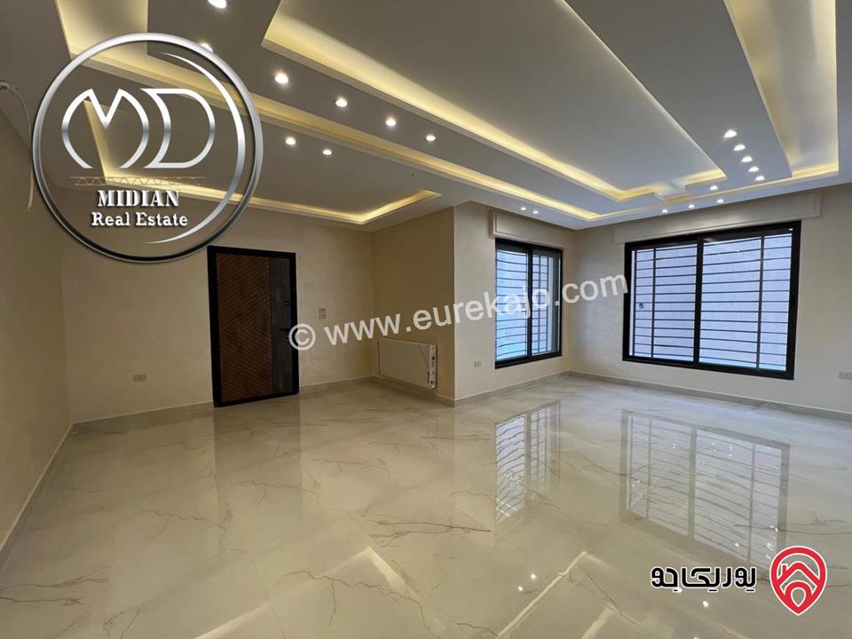 شقق جديدة للبيع في عمان - ضاحية النخيل مساحات 210م تشطيبات ديكورات عصرية فاخرة اطلالة جميلة بسعر مميز