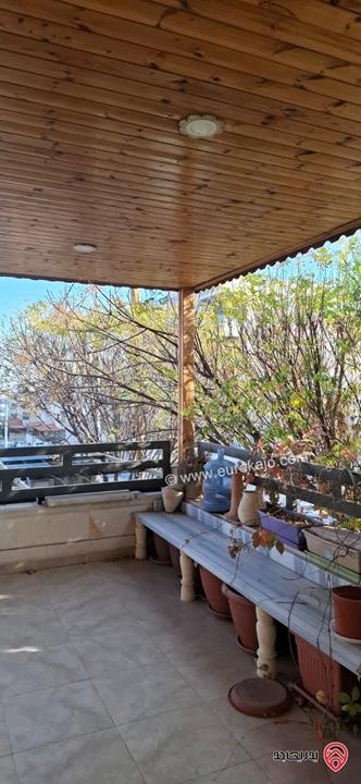 شقة أرضية مميزة مساحة 150م داخلي و 40م خارجي للبيع في عمان - طبربور