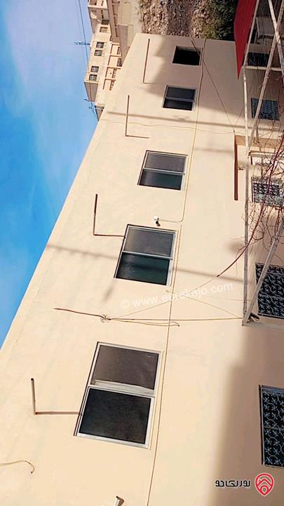بيت مستقل مساحة 500م على أرض 700م للبيع في عمان - النصر 