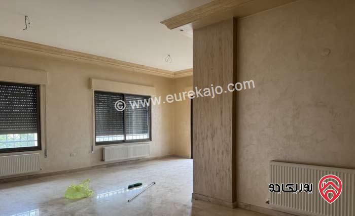 شقة فارغة طابق أرضي معلق مساحة 190م للإيجار في عمان - خلدا