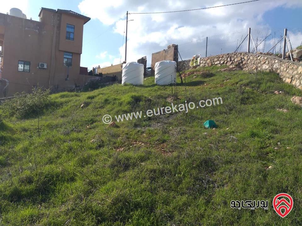 ارض سكنية مساحة 1 دونم و 260م للبيع أو للمبادلة في عجلون راس منيف موقع رائع