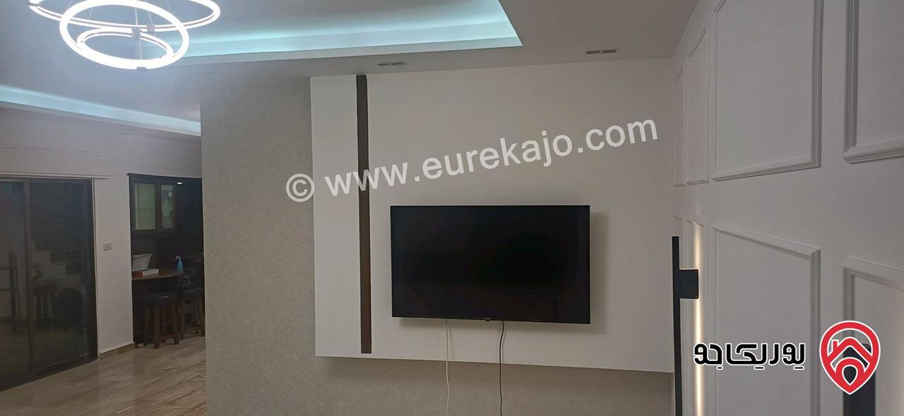 شقة طابق ثالث مع روف مساحة 250م للبيع في عمان - البنيات خلف مديرية الامن العام 