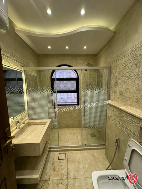 فيلا جديدة لم تسكن مساحة 700 متر للايجار في عمان - تلاع العلي 