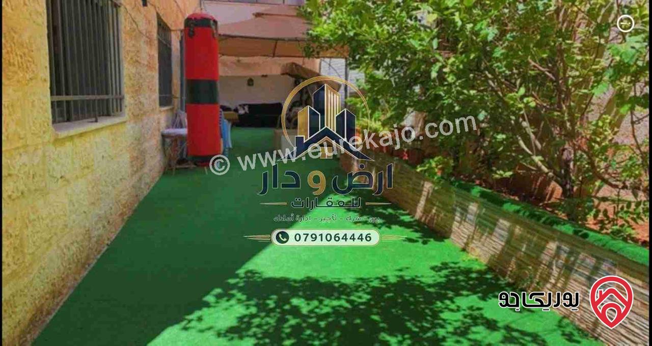 شقة مميزة مساحة 190م داخلي و 100م خارجي للبيع في عمان - ضاحية الرشيد