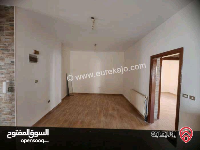 شقة فارغة مساحة 120م طابق أول للايجار في عمان - ام السماق 