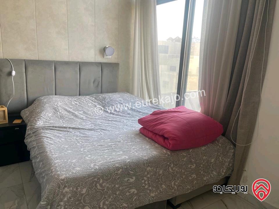 شقة طابق ثالث مع روف مساحة 226م للبيع في عمان - عبدون 