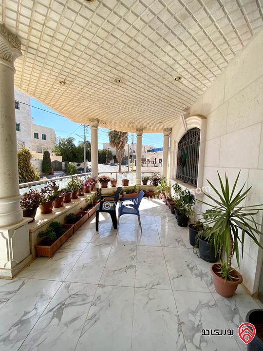 بيت مستقل مساحة 1400م على أرض 848م للبيع في عمان - ابو علندا اسكان الكهربا 