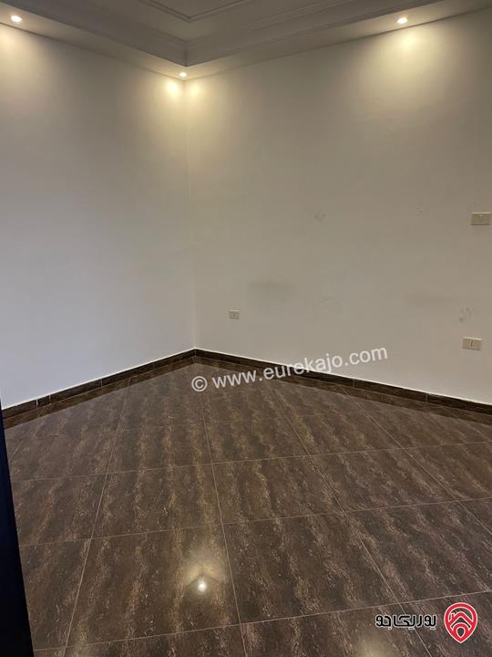 شقة طابق ثاني مساحة 165م للبيع في عمان - المدينة الرياضية بجانب اسواق العز