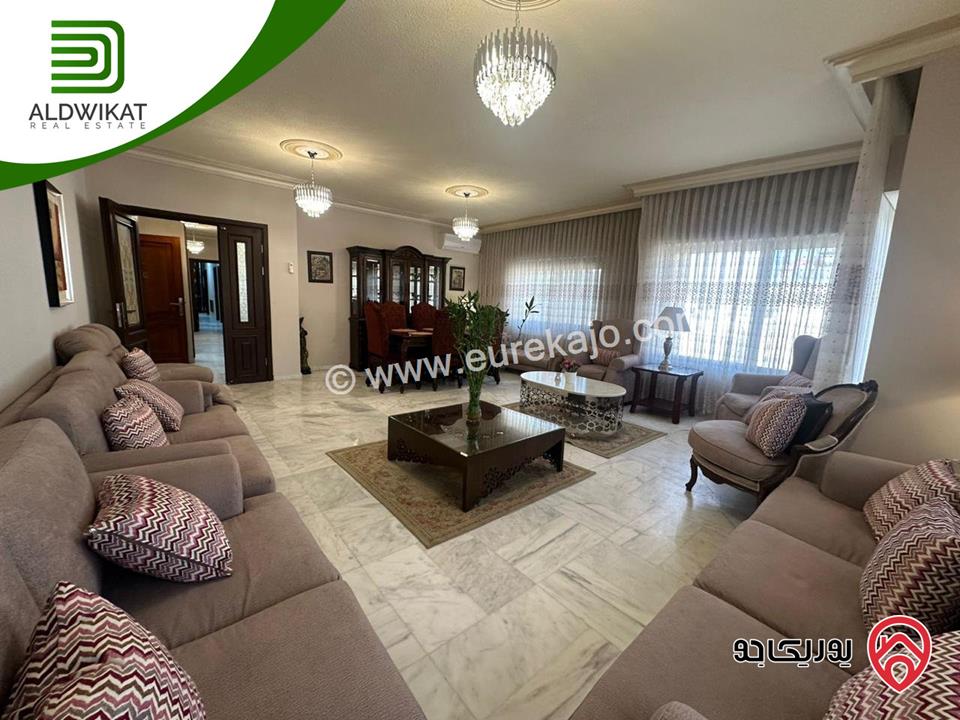 شقة مفروشة للايجار في عمان - ضاحية الامير راشد طابق ثاني مساحة البناء 210م منطقة هادئة بالقرب من الخدمات