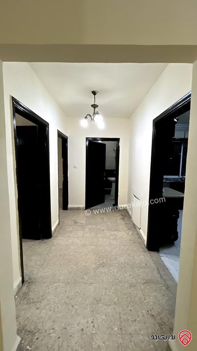 شقة طابق خامس مساحة 115م للبيع في عمان - الدوار الثامن