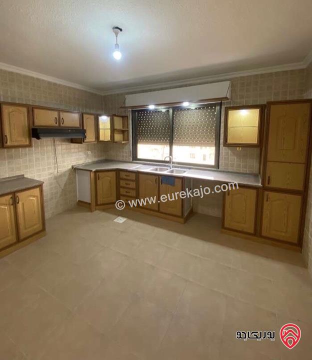 شقة فارغة طابق ثاني مع مصعد مساحة 170م للايجار في عمان - مرج الحمام 