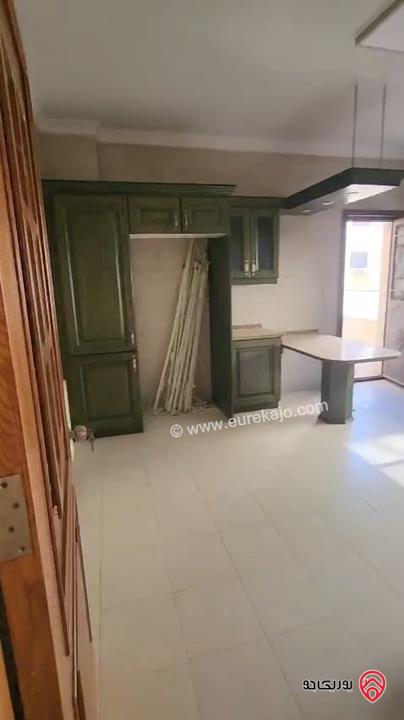 شقة مساحة 200م طابق ثاني للايجار في عمان - دير غبار 